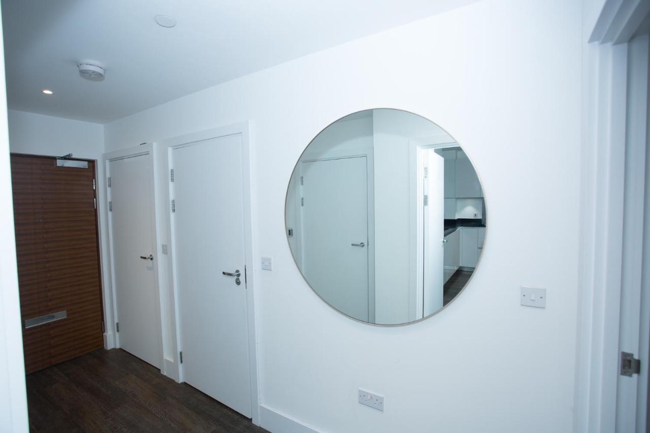 High View Two Bedroom Apartment In Woolwich Лондон Экстерьер фото