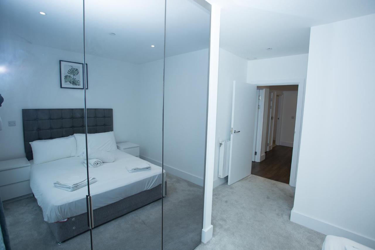High View Two Bedroom Apartment In Woolwich Лондон Экстерьер фото