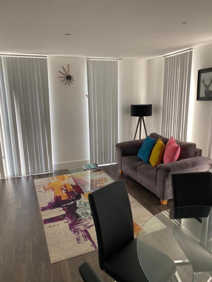 High View Two Bedroom Apartment In Woolwich Лондон Экстерьер фото