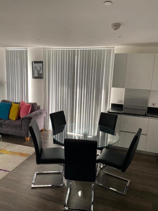 High View Two Bedroom Apartment In Woolwich Лондон Экстерьер фото